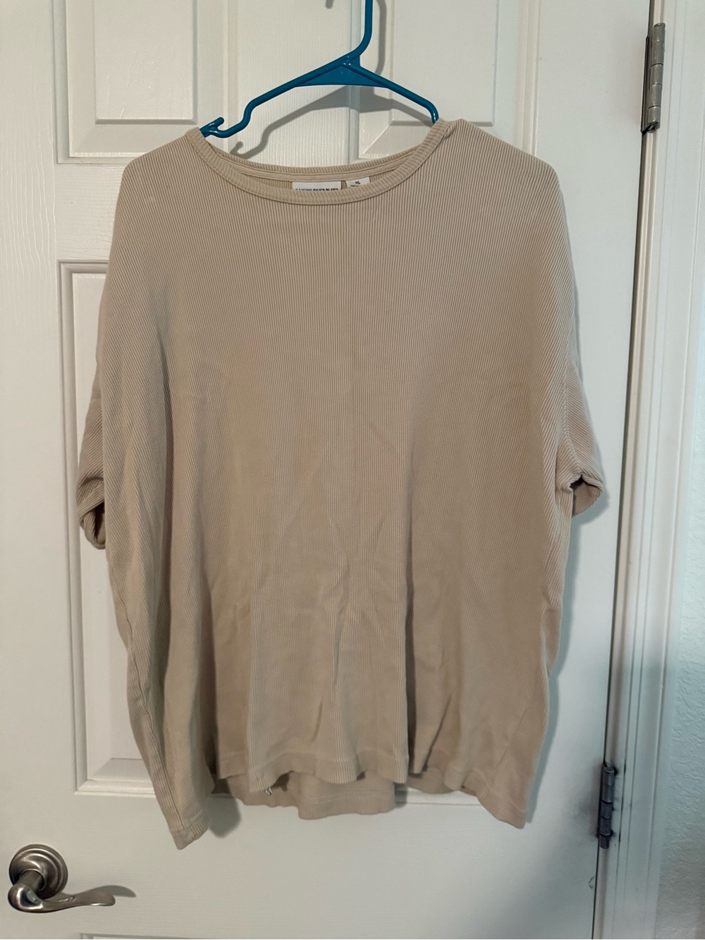 Canyon River Blues Ribbed Short-Sleeve Top in Taupe